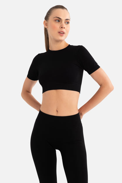 Crop__Midnight Black__3